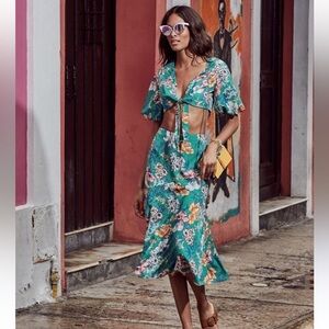 Aidan Mattox 2-Piece Set- Tie front top & skirt 2